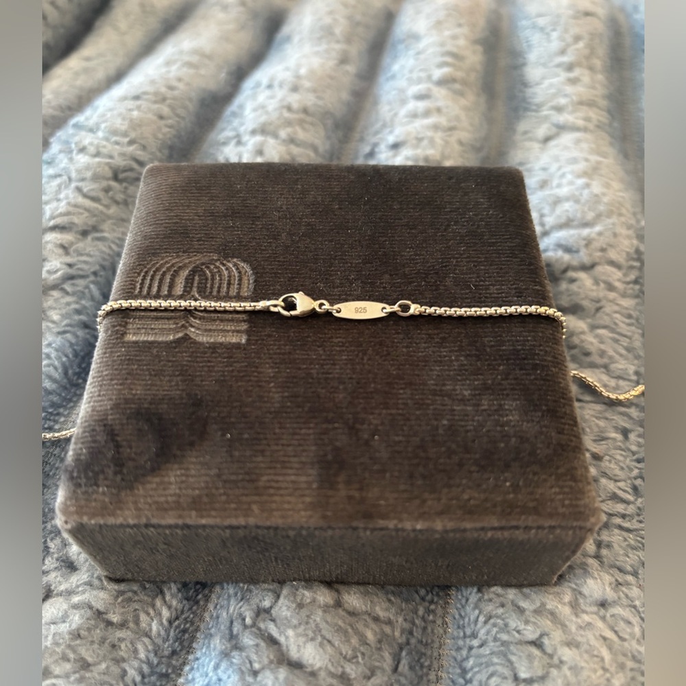 Silver Pearl Necklace - Picture 4 of 4